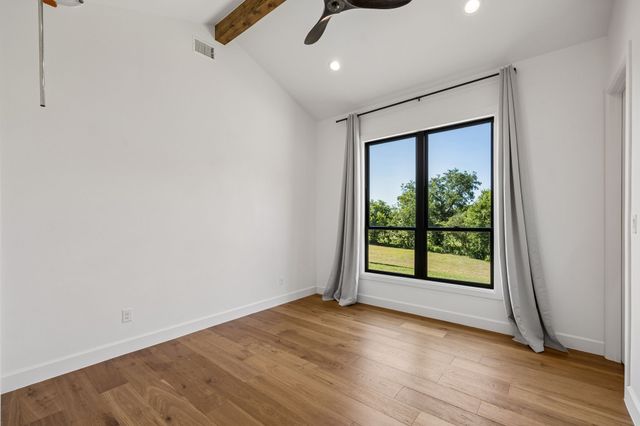 468 Andrews Road, Ennis, TX 75119