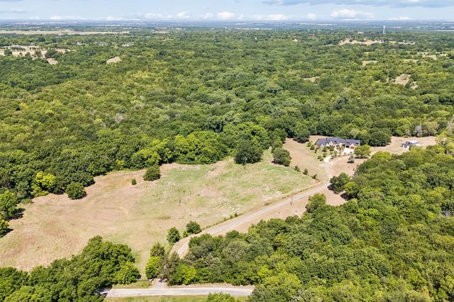 468 Andrews Road, Ennis, TX 75119