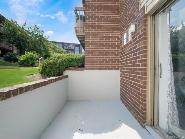 202 Country Club Lane, Pomona, NY 10970