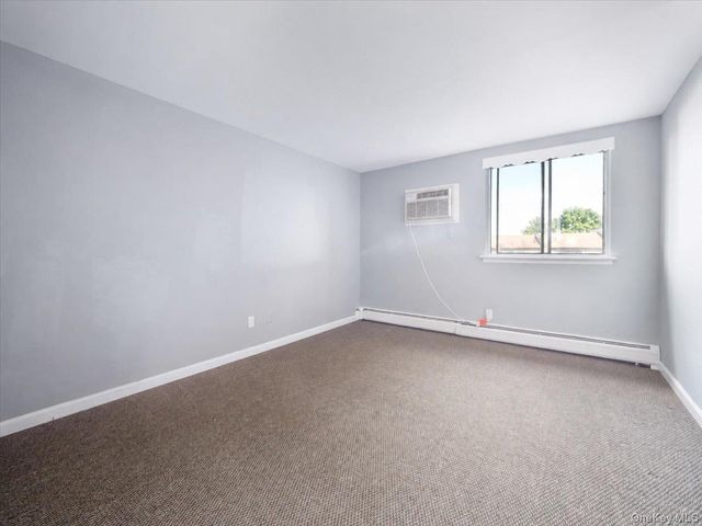 202 Country Club Lane, Pomona, NY 10970