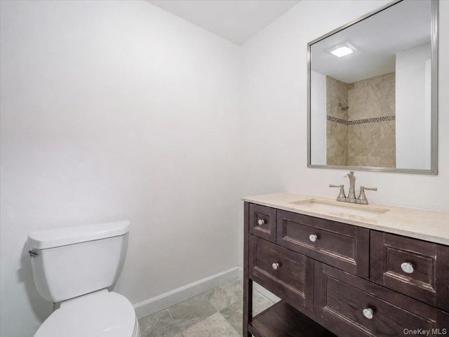 202 Country Club Lane, Pomona, NY 10970