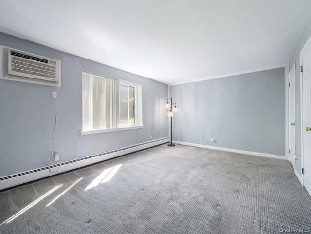 202 Country Club Lane, Pomona, NY 10970