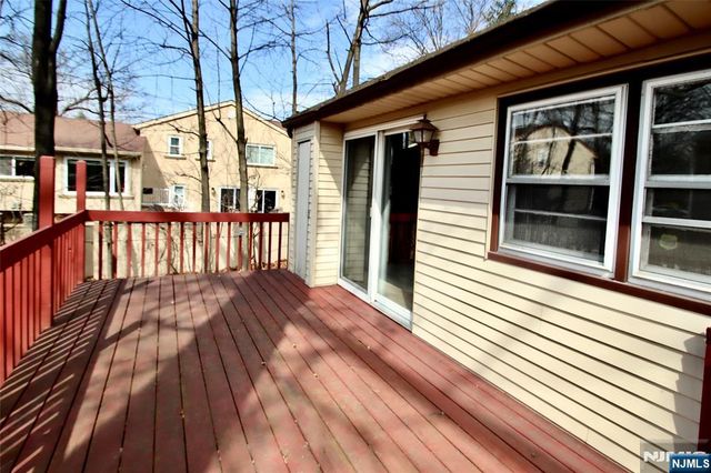 5-22 Dorothy Street, Fair Lawn, NJ 07410