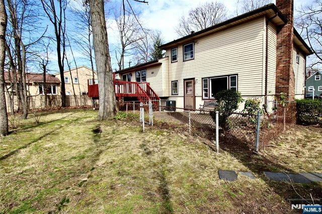 5-22 Dorothy Street, Fair Lawn, NJ 07410