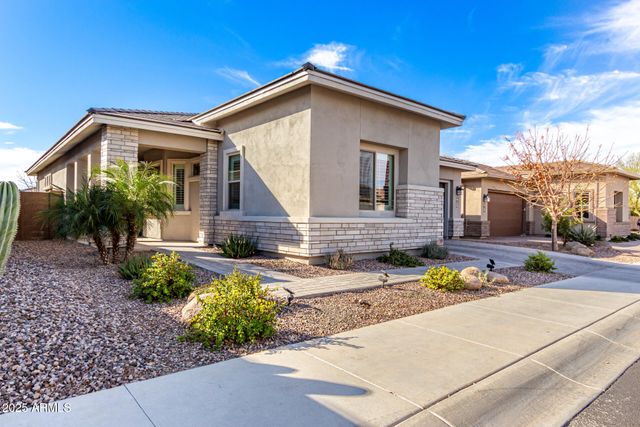 2827 E ROBIN Lane, Phoenix, AZ 85050