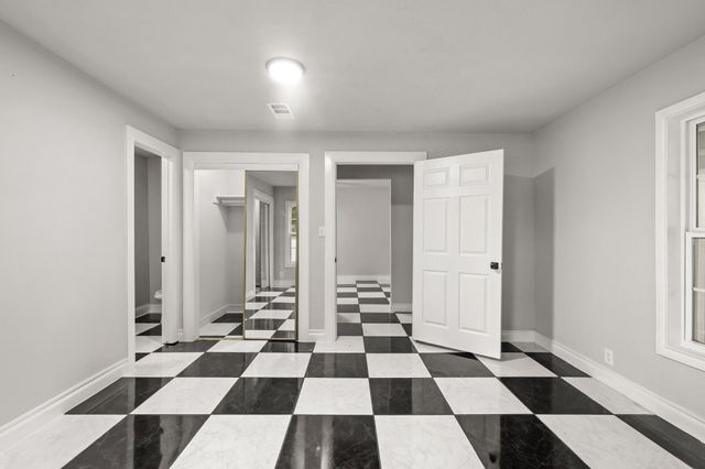 3544 Parker Road E, Haltom City, TX 76117
