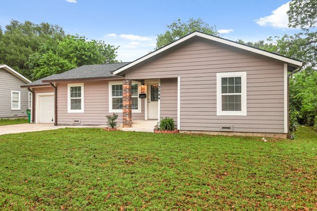 3544 Parker Road E, Haltom City, TX 76117
