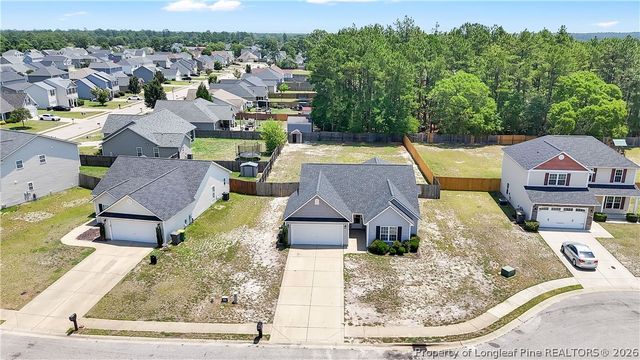 2233 Sir Michael Drive, Hope Mills, NC 28348