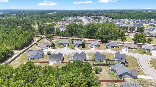2233 Sir Michael Drive, Hope Mills, NC 28348