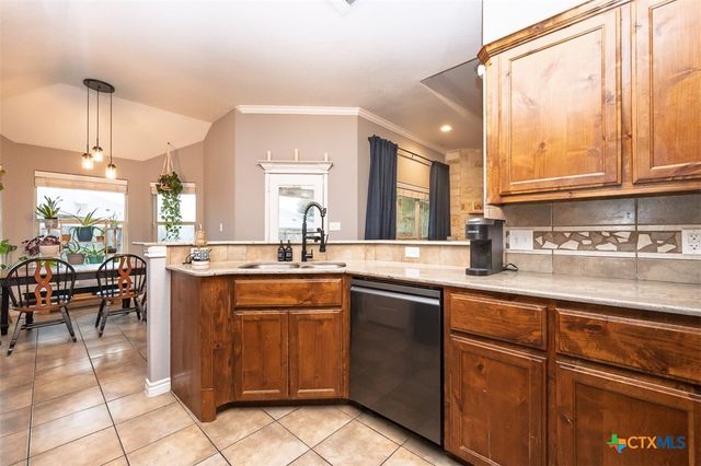 706 Cosper Creek Drive, Killeen, TX 76542