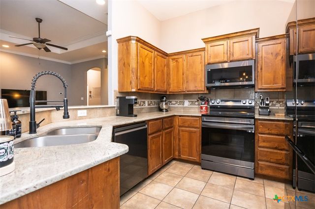 706 Cosper Creek Drive, Killeen, TX 76542