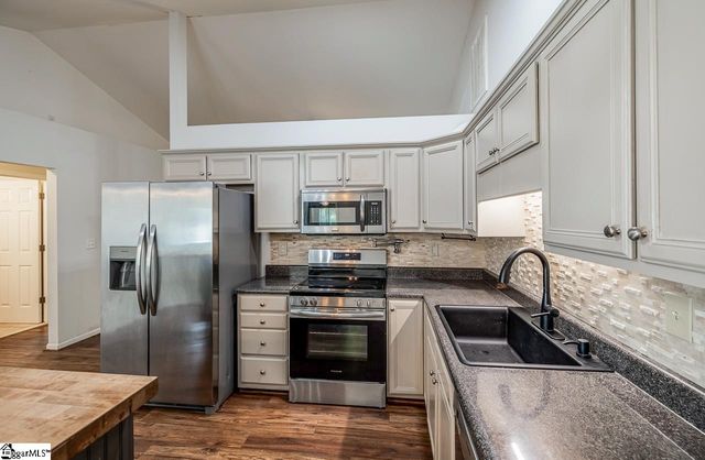 25 Natalie Court, Greer, SC 29651