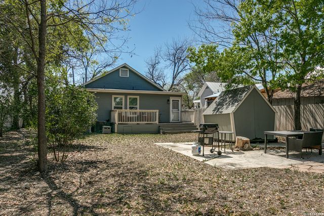 315 Devine, San Antonio, TX 78210