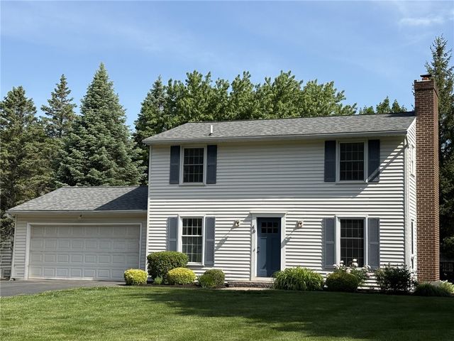 46 Sunderland Trail, Chili, NY 14624