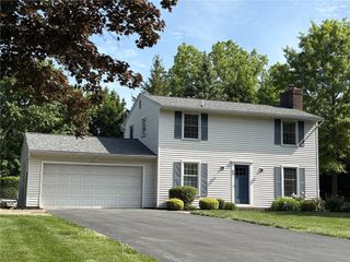 46 Sunderland Trail, Chili, NY 14624