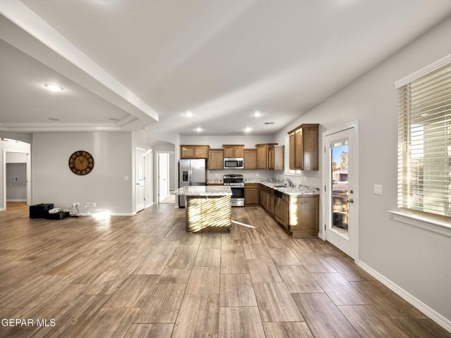 5916 Hidden Acres Drive, El Paso, TX 79924