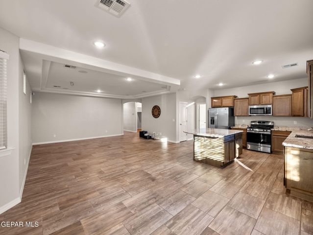 5916 Hidden Acres Drive, El Paso, TX 79924