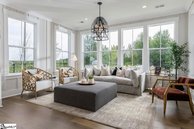 215 Dapple Lane, Simpsonville, SC 29681