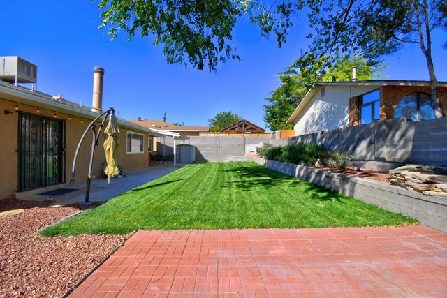 7300 Appomattox Place NE, Albuquerque, NM 87109