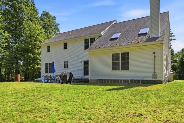 6 Hickory Hill Road, Pelham, NH 03076