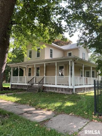 1114 N FLORA Avenue, Peoria, IL 61606