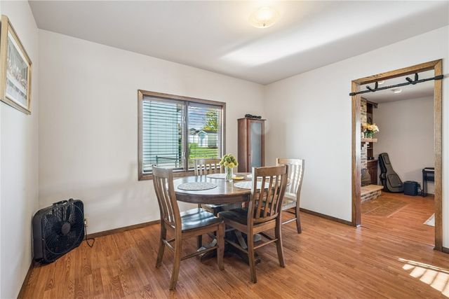 4609 White Pine Drive NE, Cedar Rapids, IA 52402