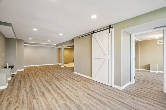 4609 White Pine Drive NE, Cedar Rapids, IA 52402