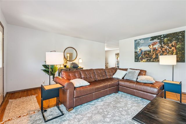 4609 White Pine Drive NE, Cedar Rapids, IA 52402