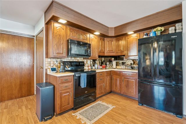 4609 White Pine Drive NE, Cedar Rapids, IA 52402