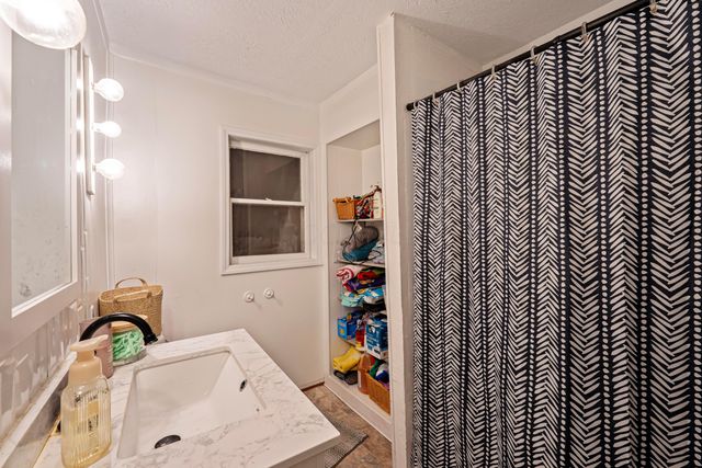 115 S Mill Street, Baltimore, OH 43105