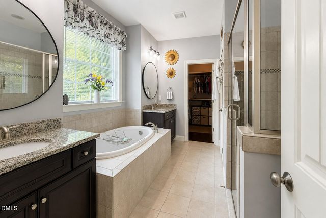 2631 Brighton Bluff Drive, Apex, NC 27539