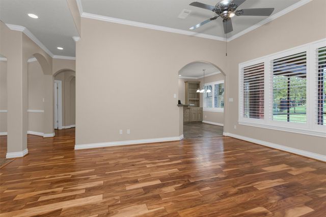 133 Waterford Way, Montgomery, TX 77356