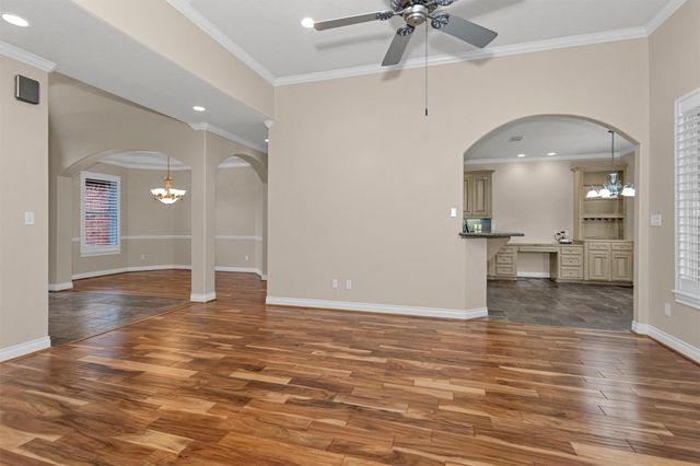 133 Waterford Way, Montgomery, TX 77356