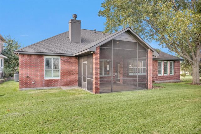 133 Waterford Way, Montgomery, TX 77356