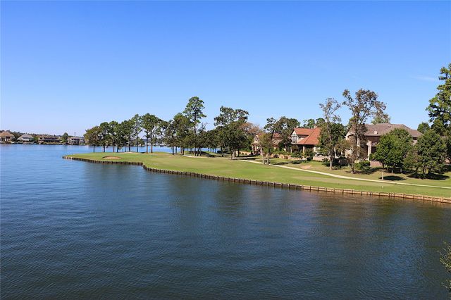 133 Waterford Way, Montgomery, TX 77356