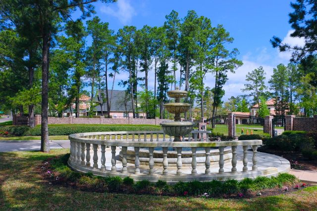 133 Waterford Way, Montgomery, TX 77356