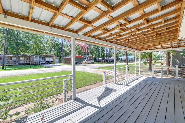 140 Tobago Lane, Point Blank, TX 77364