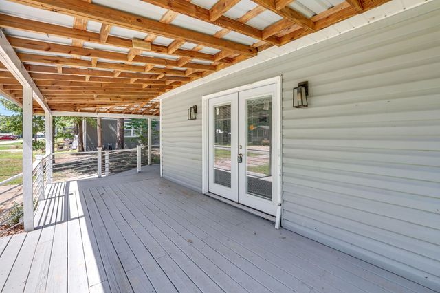 140 Tobago Lane, Point Blank, TX 77364