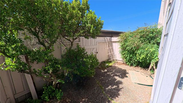 8470 Ariel Street, Houston, TX 77074