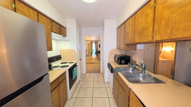 8470 Ariel Street, Houston, TX 77074