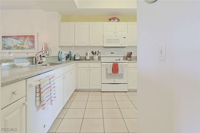 4690 Turnberry Lake DR 104, Estero, FL 33928