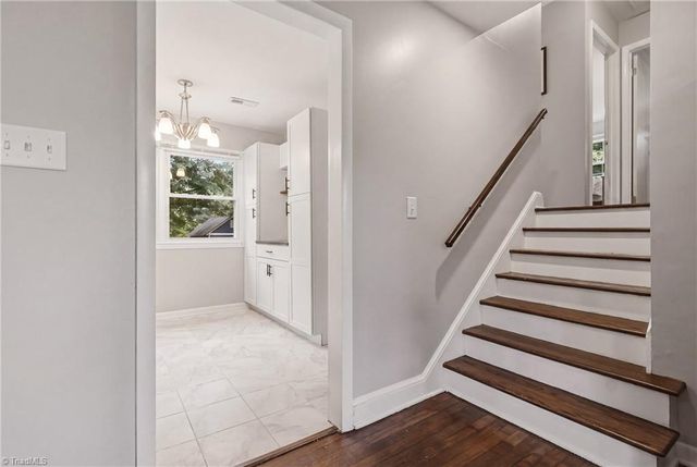 211 Yorktown Road, Kernersville, NC 27284