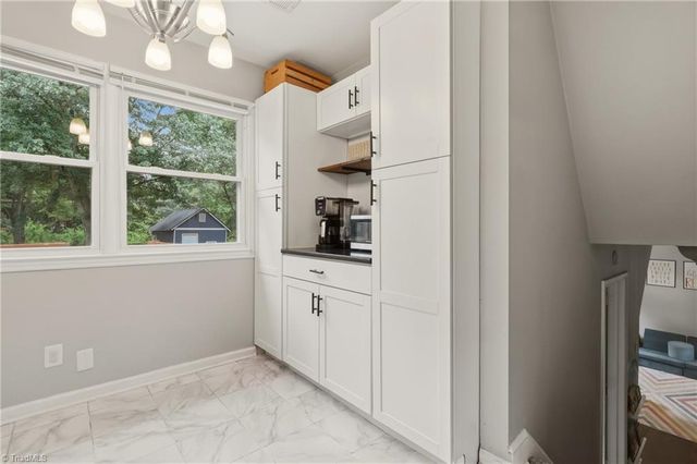211 Yorktown Road, Kernersville, NC 27284
