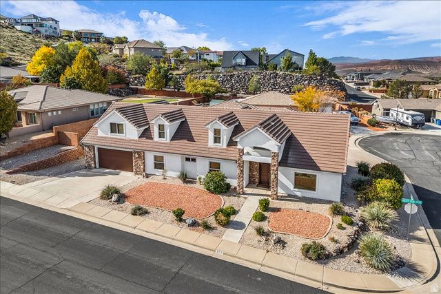 222 S VALLEY VIEW DR, Hurricane, UT 84737