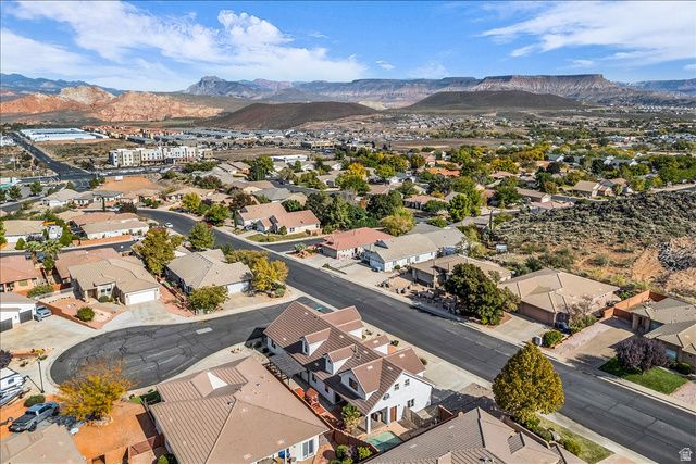 222 S VALLEY VIEW DR, Hurricane, UT 84737