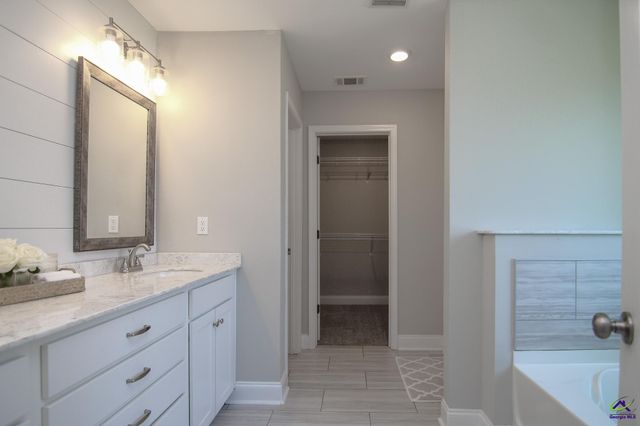 318 Weston Drive, Kathleen, GA 31047