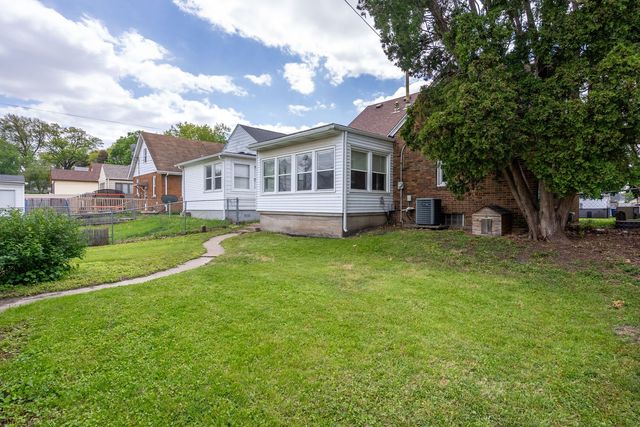 3111 Sheridan Street, Davenport, IA 52803