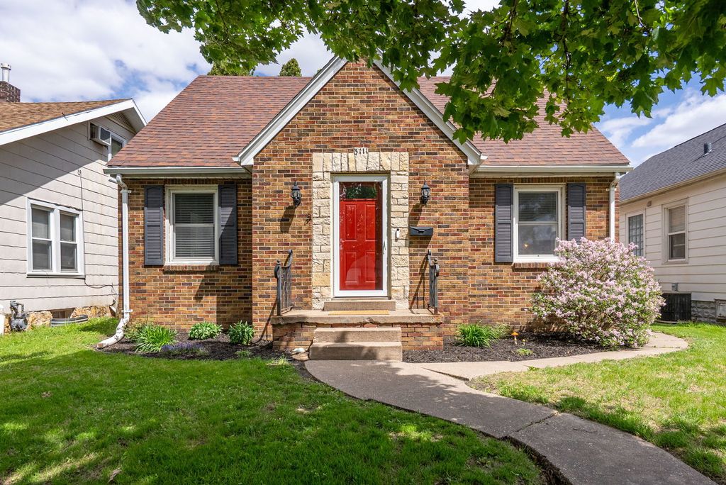 3111 Sheridan Street, Davenport, IA 52803