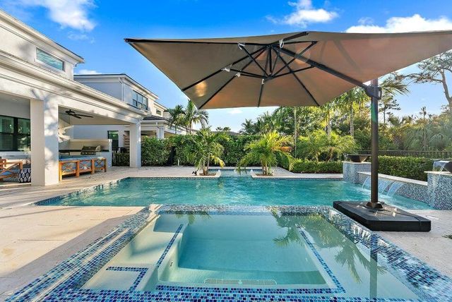 13526 Artisan Circle, Palm Beach Gardens, FL 33418