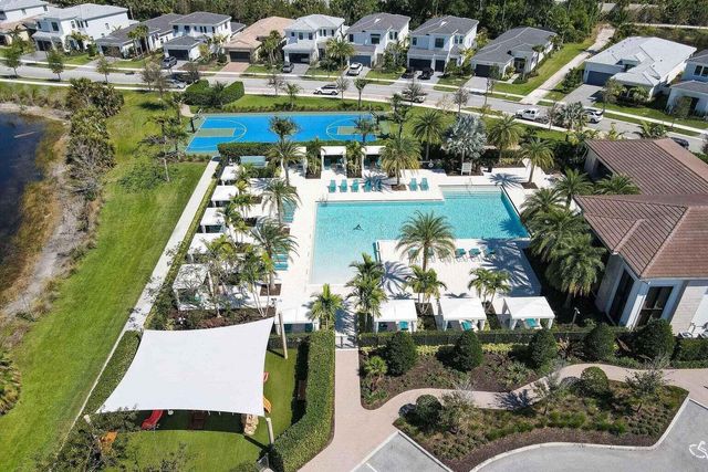 13526 Artisan Circle, Palm Beach Gardens, FL 33418